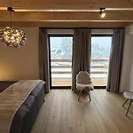Villa Sportchalet Bergkristall Regio Nassfeld Presseggersee Kirchbach (Carinthia)